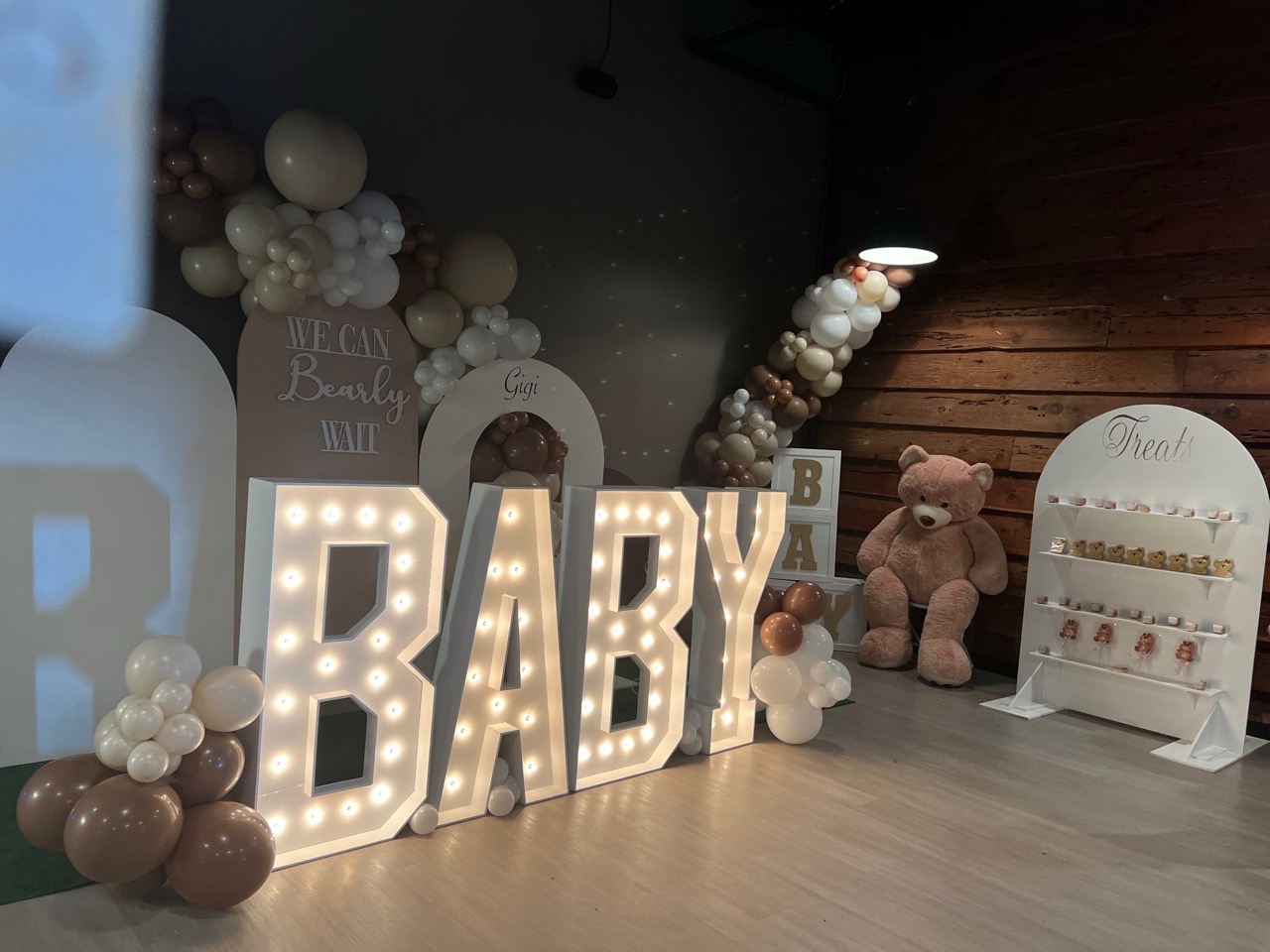 IMG_1518 Large Baby shower decoration with lights and balloons.